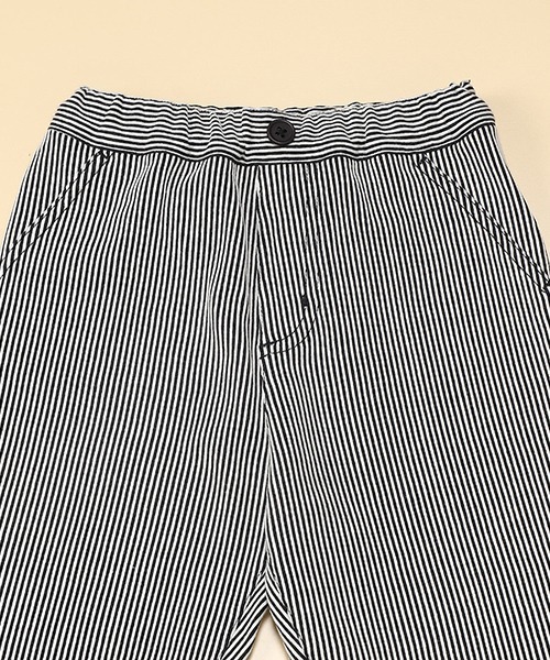 COMME CA ISM(コムサイズム)の「ジャージーヒッコリー グルカパンツ(80・90サイズ)(その他パンツ・キッズ・ネイビー・80cm/90cm)」の2枚目の写真