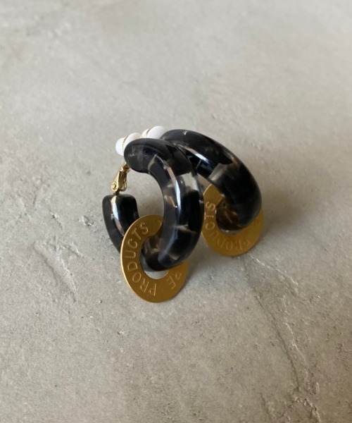 THEATRE PRODUCTS（シアタープロダクツ）の「CLEAR TUBE EARRING（イヤリング・レディース・ブラウン/ブラック/ベージュ・FREE）」の13枚目の写真