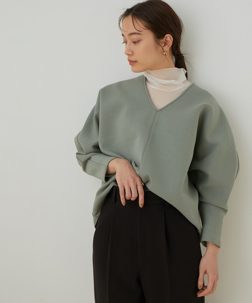 ADAM ET ROPE'(アダムエロペ)の「【アウトレット店舗・WEB限定】ダンボールニットドルマンプルオーバー(スウェット・レディース・ブラック/ベージュ/モスグリーン・FREE)」の3枚目の写真
