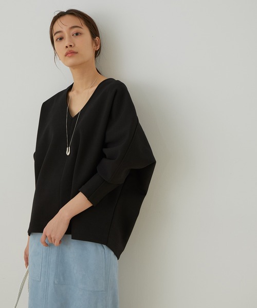 ADAM ET ROPE'(アダムエロペ)の「【アウトレット店舗・WEB限定】ダンボールニットドルマンプルオーバー(スウェット・レディース・ブラック/ベージュ/モスグリーン・FREE)」の2枚目の写真
