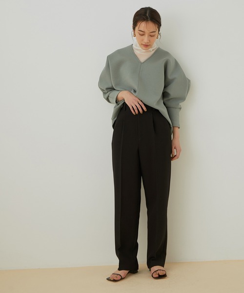 ADAM ET ROPE'(アダムエロペ)の「【アウトレット店舗・WEB限定】ダンボールニットドルマンプルオーバー(スウェット・レディース・ブラック/ベージュ/モスグリーン・FREE)」の11枚目の写真