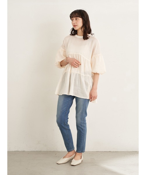 earth music&ecology（アースミュージックアンドエコロジー）の「楊柳ティアードブラウス ＊（シャツ/ブラウス・レディース・アイボリー/ミント/モカ・FREE）」の6枚目の写真