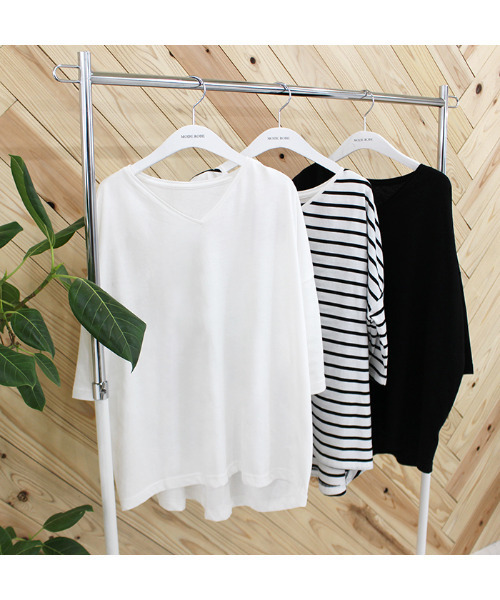 MODE ROBE（モードローブ）の「Vネックドルマントップス（Tシャツ/カットソー・レディース・ホワイト/ブラック/その他・FREE）」の15枚目の写真