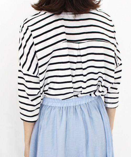 MODE ROBE（モードローブ）の「Vネックドルマントップス（Tシャツ/カットソー・レディース・ホワイト/ブラック/その他・FREE）」の9枚目の写真