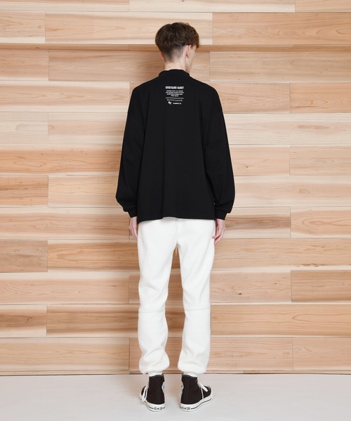 SUPERTHANKS(スーパーサンクス)の「モックネックワンポイントバックプリントロングTシャツ ビッグシルエットロンT(ユニセックス)(Tシャツ/カットソー・メンズ・ネイビー/ブラック/ホワイト/モカ・L/S/M)」の15枚目の写真
