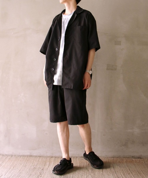 NO NEED（ノーニード）の「オープンカラーシャツ×ハーフパンツ