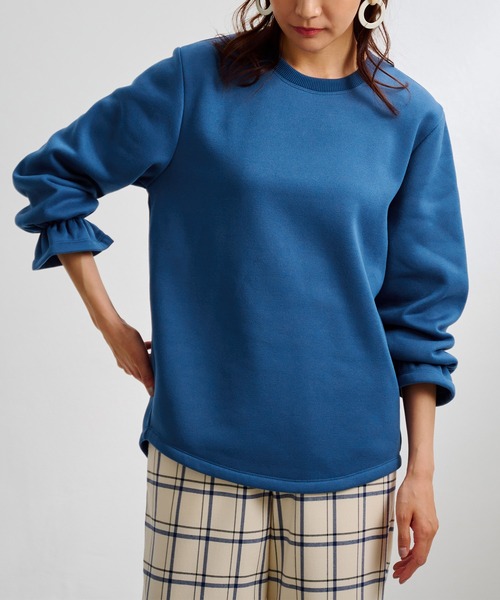 RANAN(ラナン)の「ふわふわあったか!裏起毛ボリュームスリーブプルオーバー(Tシャツ/カットソー・レディース・キャメル/ブラック/チャコールグレー/ライトグレー/アイボリー/グレイッシュベージュ/ネイビー/ブルー・M/L/LL/3L)」の18枚目の写真