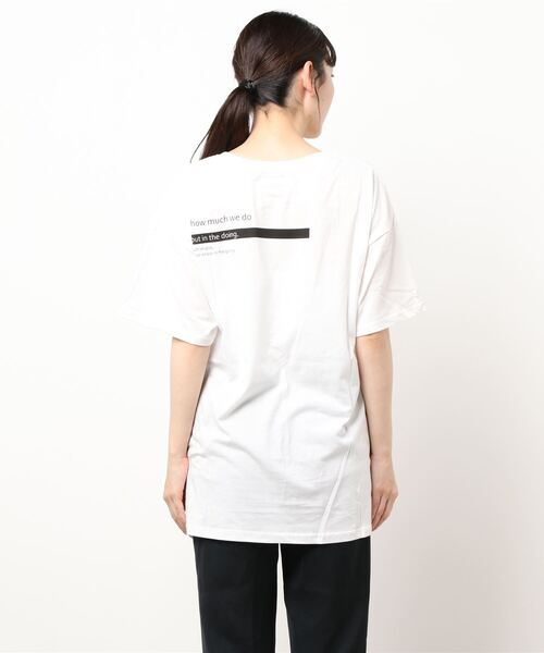 MATCH&more（マッチアンドモア）の「バックプリントオーバーサイズ半袖Ｔシャツ（Tシャツ/カットソー・レディース・ホワイト/ブラック/ベージュ/グレー/カーキ・FREE）」の8枚目の写真