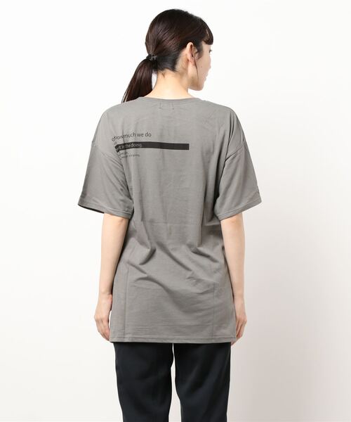 MATCH&more（マッチアンドモア）の「バックプリントオーバーサイズ半袖Ｔシャツ（Tシャツ/カットソー・レディース・ホワイト/ブラック/ベージュ/グレー/カーキ・FREE）」の7枚目の写真
