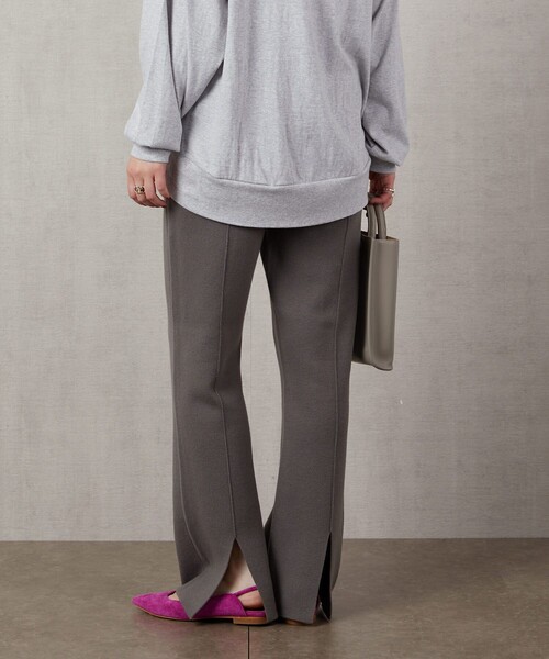 FREAK'S STORE(フリークスストア)の「▽【WEB限定】センターシームフレアニットパンツ(その他パンツ・レディース・ブラック/グレー/レッド/カーキ/グリーン/ナチュラル・SMALL/MEDIUM)」の3枚目の写真