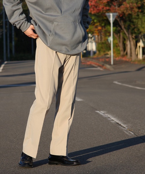 ZIP FIVE（ジップファイブ）の「【ZIP FIVE】センタープレス ソフトテーパードフレアスラックスパンツ（スラックス・メンズ・ブラック/グレイッシュベージュ/アイボリー・SMALL/MEDIUM/LARGE/X-LARGE）」の4枚目の写真