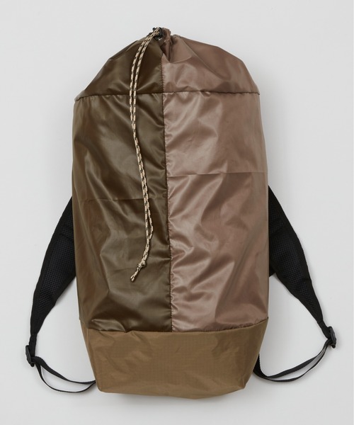 AlexanderLeeChang（アレキサンダーリーチャン）の「AlexanderLeeChang アレキサンダーリーチャン / 5050 POCKETABLE DAYPAC ポケッタブルデイパック リュックサック / AC052139（バックパック/リュック・メンズ・グレー/ネイビー/ブルー・ONE SIZE）」の16枚目の写真