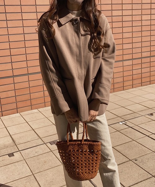 LAUIR(ラウアー)の「比翼ボタンショートコート(その他アウター・レディース・ブラック/ベージュ/ネイビー/グレイッシュベージュ/ダークベージュ・MEDIUM/LARGE/X-LARGE)」の17枚目の写真