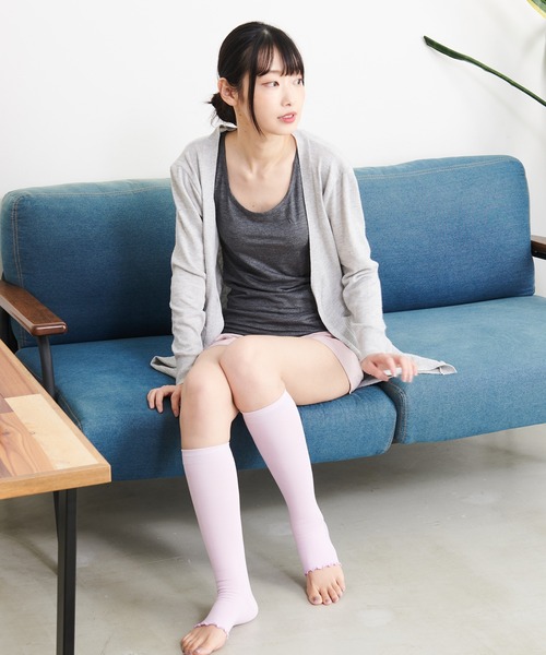 Karlas(カルラス)の「整(トトノ)TERAX CARETECT(テラックスケアテクト) フェムテック フェムケアフットケア 医療機器届出番号:20B2X00003000022(レッグウォーマー・レディース・ピンク/パープル/グレー・23cm~25cm)」の22枚目の写真