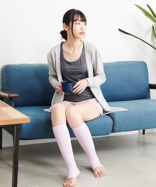 Karlas(カルラス)の「整(トトノ)TERAX CARETECT(テラックスケアテクト) フェムテック フェムケアフットケア 医療機器届出番号:20B2X00003000022(レッグウォーマー・レディース・ピンク/パープル/グレー・23cm~25cm)」の15枚目の写真