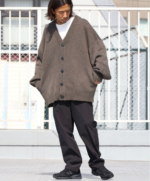 ROOPTOKYO(ループトウキョウ)の「ハイゲージ Vネックニットカーディガン(カーディガン/ボレロ・メンズ・ブラック/チャコール/ブルー/ホワイト・L/M)」の17枚目の写真