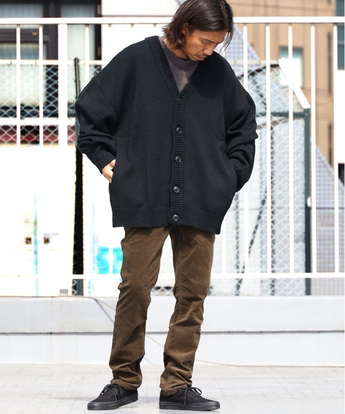ROOPTOKYO(ループトウキョウ)の「ハイゲージ Vネックニットカーディガン(カーディガン/ボレロ・メンズ・ブラック/チャコール/ブルー/ホワイト・L/M)」の13枚目の写真
