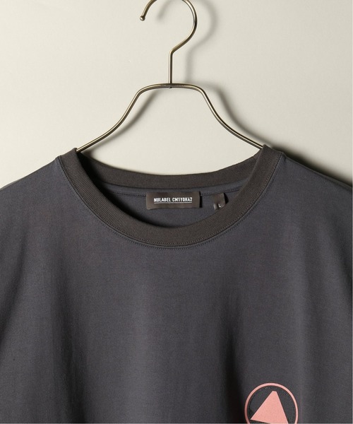 NULABEL(ニューレーベル)の「NULABEL / ニューレーベル PHOTOGRAPH T-SHIRT LS(Tシャツ/カットソー・メンズ・アイボリー/チャコールグレー/ブラック・LARGE/MEDIUM)」の6枚目の写真