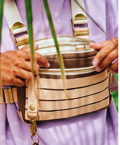 OFFICIAL（オフィシャル）の「OFFICIAL オフィシャル/ Marshall Style Tri-Strap Chest Bag レザー キャンバス  チェストバッグ 日本別注モデル OF21-004J OF21-005J OF21-006J（ボディバッグ/ウエストポーチ・メンズ・ブラック/ブラウン/ナチュラル・FREE）」の19枚目の写真