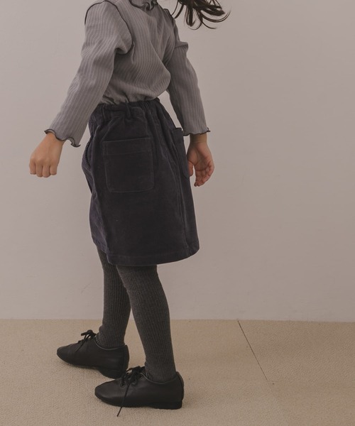 URBAN RESEARCH DOORS(アーバンリサーチドアーズ)の「コーデュロイタックスカート(KIDS)(その他パンツ・キッズ・アイボリー/ネイビー・90/105/120/135)」の7枚目の写真
