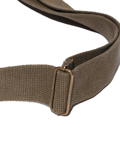 ROOP TOKYO by みー(ループトウキョウバイミー)の「ROOPTOKYO by みー milirary shoulder bag ミリタリー ショルダーバッグ(ショルダーバッグ・メンズ・オリーブ・FREE)」の4枚目の写真