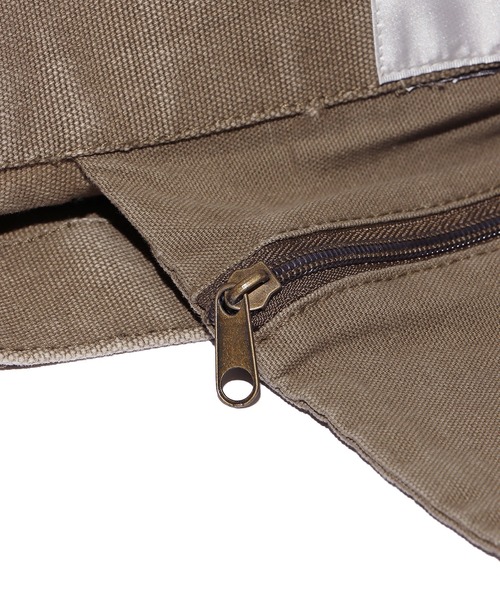 ROOP TOKYO by みー(ループトウキョウバイミー)の「ROOPTOKYO by みー milirary shoulder bag ミリタリー ショルダーバッグ(ショルダーバッグ・メンズ・オリーブ・FREE)」の11枚目の写真