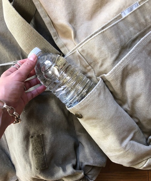 ROOP TOKYO by みー(ループトウキョウバイミー)の「ROOPTOKYO by みー milirary shoulder bag ミリタリー ショルダーバッグ(ショルダーバッグ・メンズ・オリーブ・FREE)」の3枚目の写真