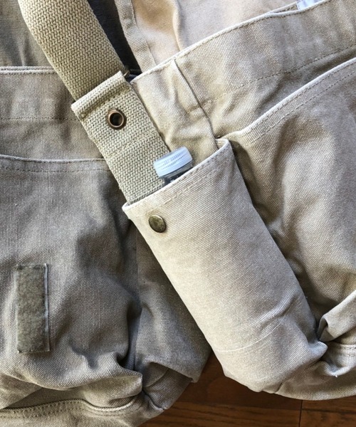 ROOP TOKYO by みー(ループトウキョウバイミー)の「ROOPTOKYO by みー milirary shoulder bag ミリタリー ショルダーバッグ(ショルダーバッグ・メンズ・オリーブ・FREE)」の9枚目の写真