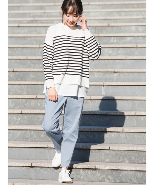 SHOO・LA・RUE(シューラルー)の「◆【S-LL】フロントホックセンタープレステーパードパンツ(その他パンツ・レディース・ブラック/ベージュ/オフホワイト/ブルー・01/02/03/04)」の12枚目の写真