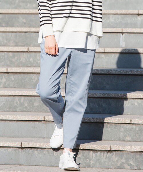 SHOO・LA・RUE(シューラルー)の「◆【S-LL】フロントホックセンタープレステーパードパンツ(その他パンツ・レディース・ブラック/ベージュ/オフホワイト/ブルー・01/02/03/04)」の14枚目の写真