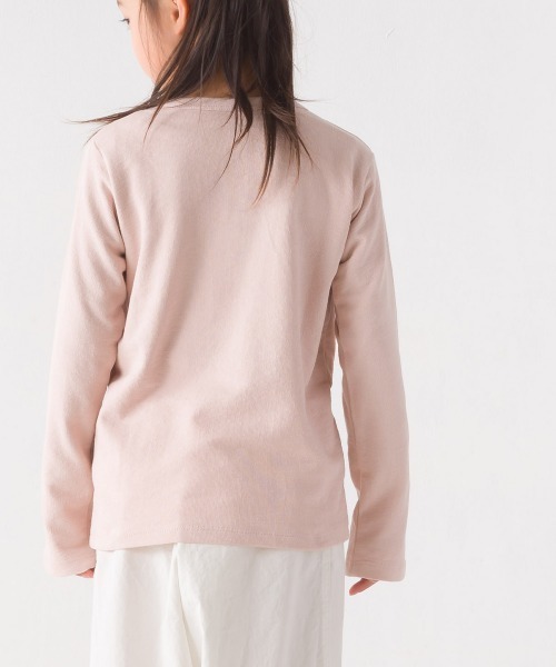 OMNES(オムネス)の「キッズ スラブコットンプリント長袖Tシャツ ロンT(Tシャツ/カットソー・キッズ・キャメル/ピンク/ネイビー/アイボリー/ブルーグレー・140/100/110/120/130)」の16枚目の写真