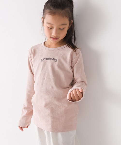 OMNES(オムネス)の「キッズ スラブコットンプリント長袖Tシャツ ロンT(Tシャツ/カットソー・キッズ・キャメル/ピンク/ネイビー/アイボリー/ブルーグレー・140/100/110/120/130)」の15枚目の写真