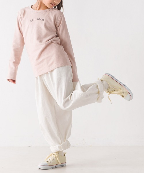 OMNES(オムネス)の「キッズ スラブコットンプリント長袖Tシャツ ロンT(Tシャツ/カットソー・キッズ・キャメル/ピンク/ネイビー/アイボリー/ブルーグレー・140/100/110/120/130)」の14枚目の写真