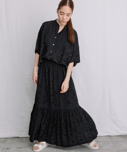 Liyoca(リヨカ)の「【Liyoca】刺繍レーヨンキュプラレーヨンスカート(スカート・レディース・ホワイト/ブラック・FREE)」の5枚目の写真