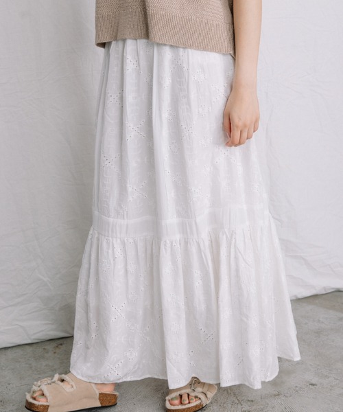 Liyoca(リヨカ)の「【Liyoca】刺繍レーヨンキュプラレーヨンスカート(スカート・レディース・ホワイト/ブラック・FREE)」の10枚目の写真