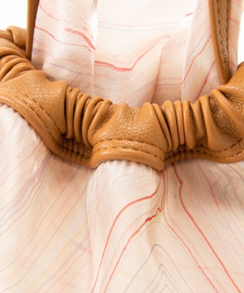 LE VERNIS（ル・ベルニ）の「LE VERNIS(ル・ベルニ)シアエプロンサコッシュ（ショルダーバッグ・レディース・ピンク/グリーン・FREE）」の5枚目の写真