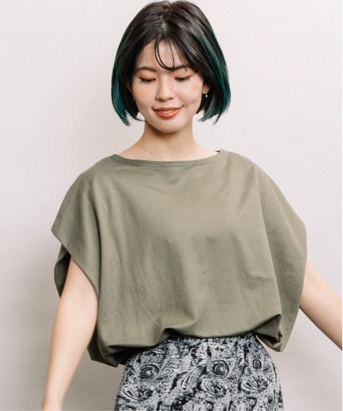 refinedworks(リファインドワークス)の「肩タック立体PO(Tシャツ/カットソー・レディース・ベージュ/カーキ/ブラック・FREE)」の3枚目の写真