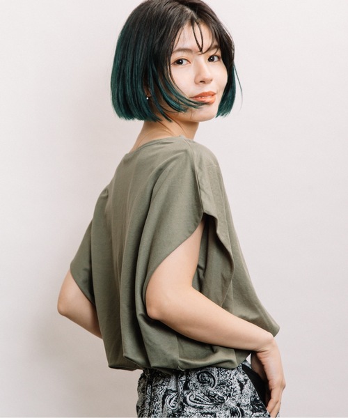 refinedworks(リファインドワークス)の「肩タック立体PO(Tシャツ/カットソー・レディース・ベージュ/カーキ/ブラック・FREE)」の9枚目の写真