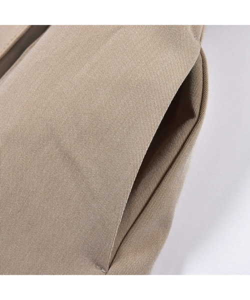 BeBe（ベベ）の「BeBe/レイヤード風ツイルステッチAラインワンピース(80~150cm)（ワンピース・キッズ・ベージュ/ブルー・140/150/90/130/120/100/80/110）」の9枚目の写真