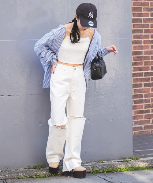 WEGO(ウィゴー)の「WEGO/ダメージワイドストレートパンツ(デニムパンツ・レディース・ホワイト/ブラック/その他1/ブラック系その他/ライトインディゴブルー・SMALL/MEDIUM/LARGE)」の7枚目の写真