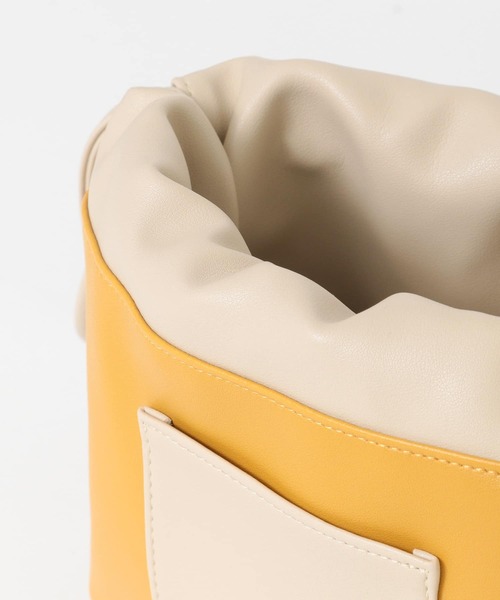 SENSE OF PLACE by URBAN RESEARCH(センスオブプレイスバイアーバンリサーチ)の「リバーシブル巾着バッグ(ショルダーバッグ・レディース・ブラック/グレー/イエロー/ナチュラル・ONE)」の15枚目の写真