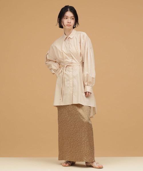 CASA FLINE(カーサフライン)の「casa fline/バックオープンボリュームシャツ(シャツ/ブラウス・レディース・グレー/ホワイト/オレンジ・FREE)」の10枚目の写真