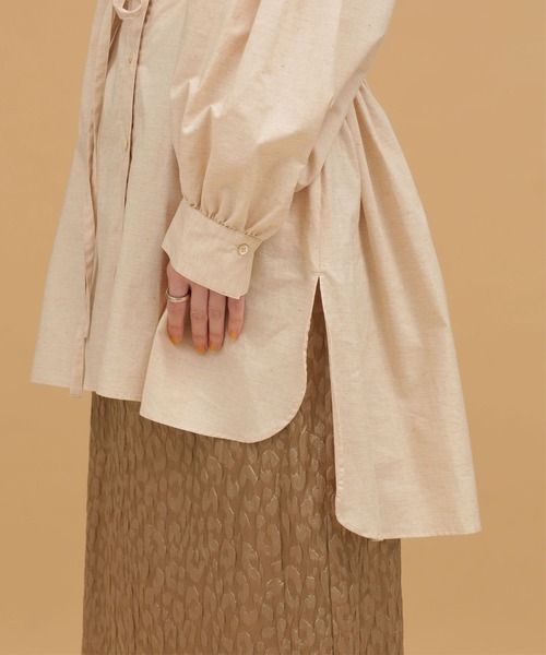 CASA FLINE(カーサフライン)の「casa fline/バックオープンボリュームシャツ(シャツ/ブラウス・レディース・グレー/ホワイト/オレンジ・FREE)」の18枚目の写真