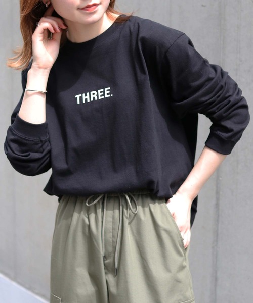 HER CLOSET(ハークローゼット)の「 【HER CLOSET】WEB限定 ナンバリング長袖ロゴロンT 新色追加 WEB LIMITED NUMBERING LONG LOGO LONG TEE NEW COLOR(Tシャツ/カットソー・レディース・ホワイト/ブラック/ネイビー/ブラウン/ホワイト系その他/ブラック系その他・S/M/L)」の4枚目の写真