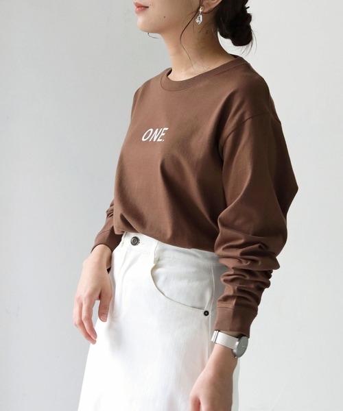 HER CLOSET(ハークローゼット)の「 【HER CLOSET】WEB限定 ナンバリング長袖ロゴロンT 新色追加 WEB LIMITED NUMBERING LONG LOGO LONG TEE NEW COLOR(Tシャツ/カットソー・レディース・ホワイト/ブラック/ネイビー/ブラウン/ホワイト系その他/ブラック系その他・S/M/L)」の22枚目の写真