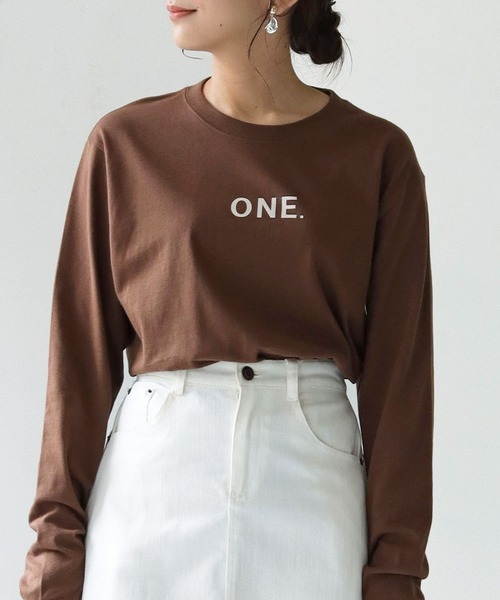 HER CLOSET(ハークローゼット)の「 【HER CLOSET】WEB限定 ナンバリング長袖ロゴロンT 新色追加 WEB LIMITED NUMBERING LONG LOGO LONG TEE NEW COLOR(Tシャツ/カットソー・レディース・ホワイト/ブラック/ネイビー/ブラウン/ホワイト系その他/ブラック系その他・S/M/L)」の21枚目の写真