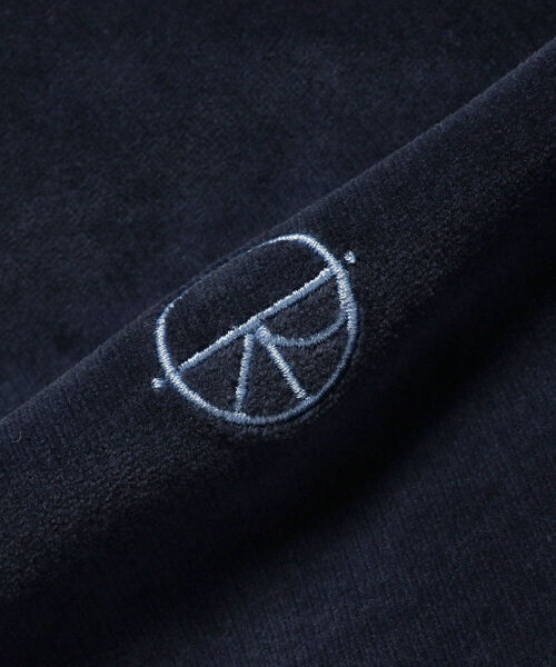 POLAR(ポラール)の「POLAR SKATE CO. / VELOUR SURF TEE(Tシャツ/カットソー・メンズ・ネイビー・LARGE/X-LARGE)」の5枚目の写真