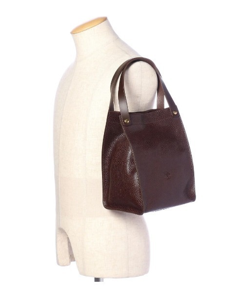 IL BISONTE(イルビゾンテ)の「IL BISONTE / ORIGINAL LEATHER / ハンドバッグ(ハンドバッグ・レディース・ブラック/ダークブラウン・FREE)」の8枚目の写真