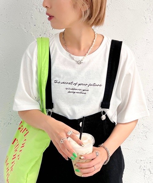 apres jour mignon(アプレジュールミニョン)の「シュエットチビロゴ刺繍Tシャツ【ZOZOTOWN限定アイテム】(Tシャツ/カットソー・レディース・ホワイト系その他/ナチュラル/ブラック系その他/ブラック/アイボリー/オフホワイト・フリー/X-LARGE)」の7枚目の写真