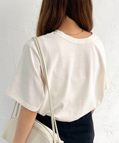 apres jour mignon(アプレジュールミニョン)の「シュエットチビロゴ刺繍Tシャツ【ZOZOTOWN限定アイテム】(Tシャツ/カットソー・レディース・ホワイト系その他/ナチュラル/ブラック系その他/ブラック/アイボリー/オフホワイト・フリー/X-LARGE)」の15枚目の写真